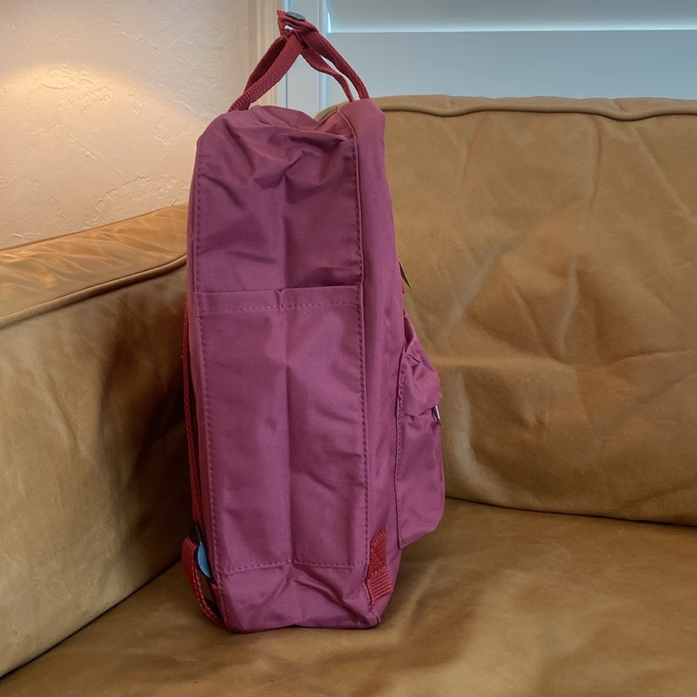 Dark red classic size Fjallraven backpack - Picture 2 of 6